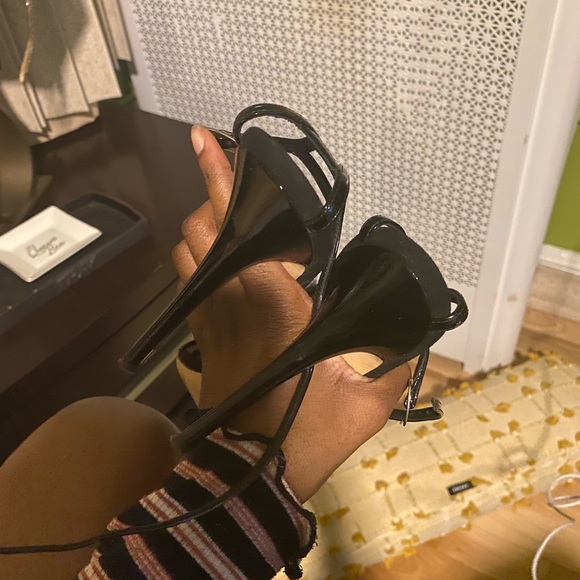 Floral Diamond Giuseppe Heels - Picture 4 of 5